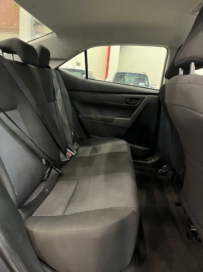 2021 Toyota Corolla 1.8 CVT Q2FyTGlzdGluZzo1MjA1MTE R244900 | Avo Auto