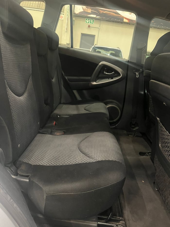 2006 Toyota Rav4 2.2D-4D GX Q2FyTGlzdGluZzo1MTQ1NzY R115500 | Avo Auto