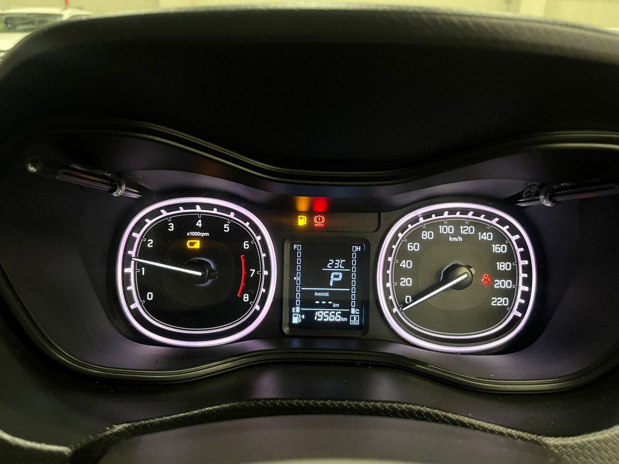 2022 Toyota Urban Cruiser 1.5 XR Auto Q2FyTGlzdGluZzo1MjkyNzc