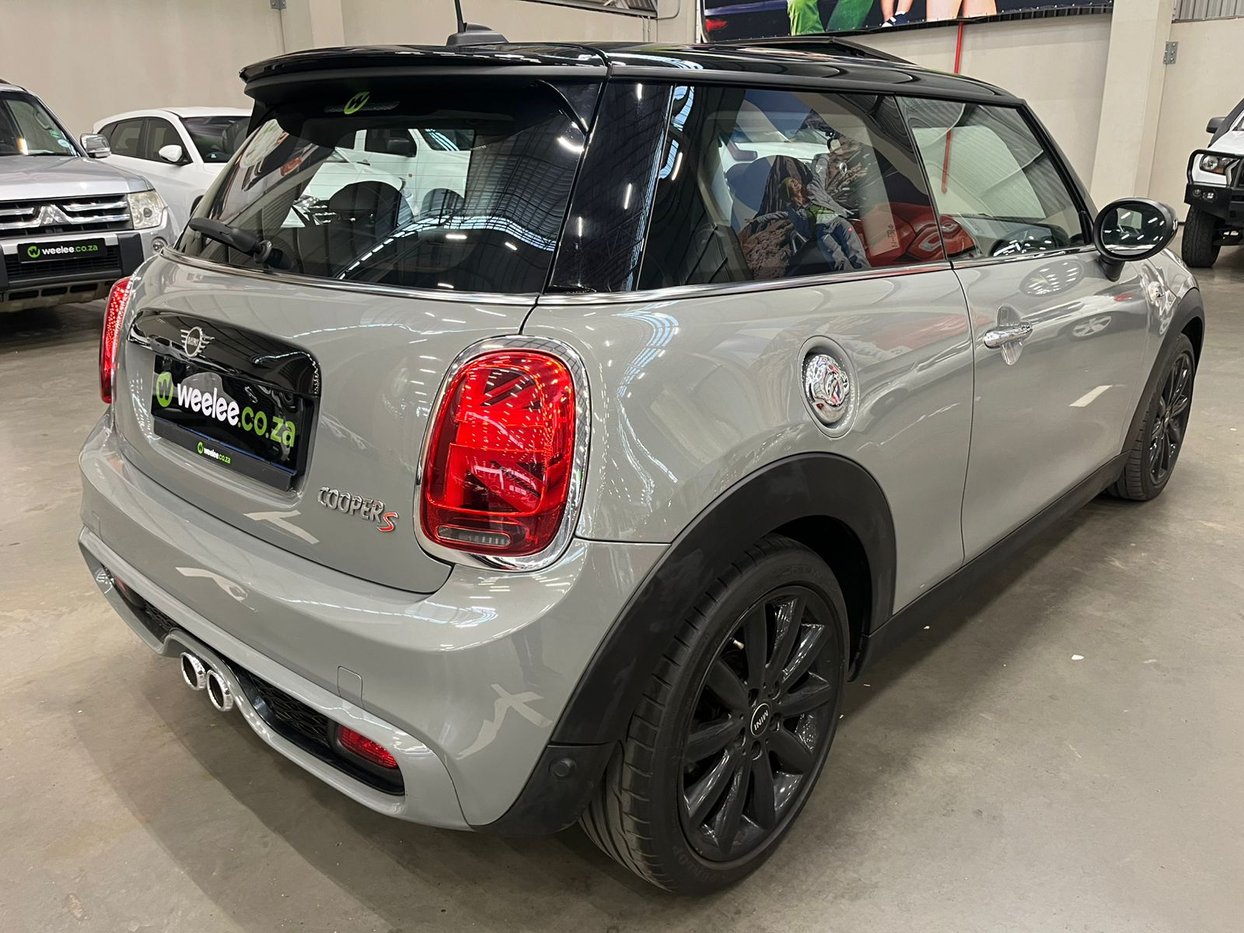 2020 MINI Cooper S Mark V 141 kW Steptronic