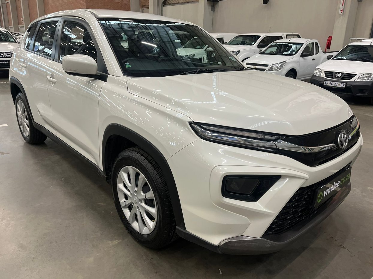 2024 Toyota Urban Cruiser 1.5 Xs Q2FyTGlzdGluZzo1NzIzMzk R294500