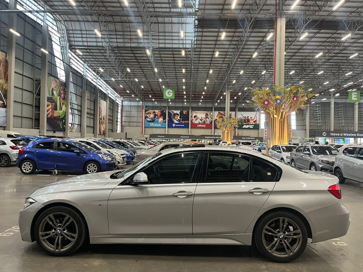 2017 BMW 320 - F30 320i F30 M-Sport Steptronic Q2FyTGlzdGluZzo1OTQ4Mzk ...