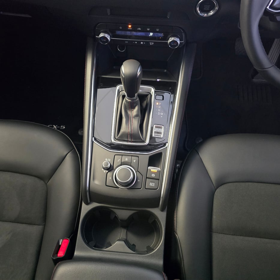 2024 Mazda CX-5 2.0 121 kW Carbon Edition Auto