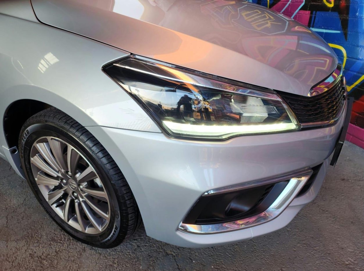 2023 Suzuki Ciaz GLX Auto Q2FyTGlzdGluZzoyOTM1NzQ R259900