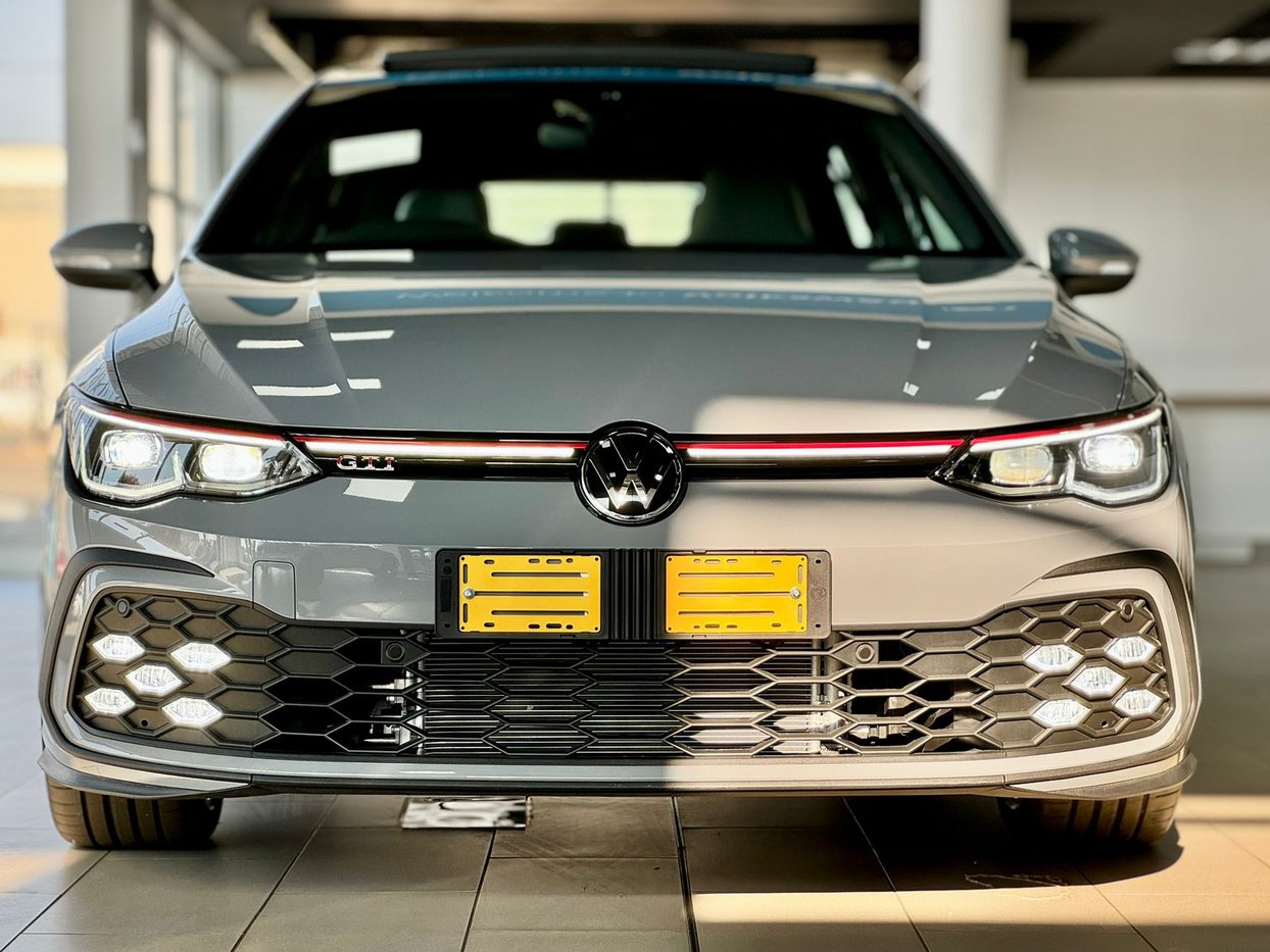 2024 Volkswagen VW Golf GTi TSi DSG Q2FyTGlzdGluZzozMDU3ODM