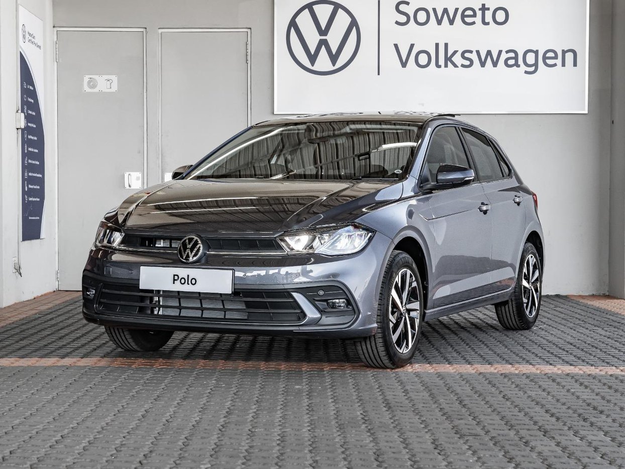 2022-Grey-Volkswagen-Polo-