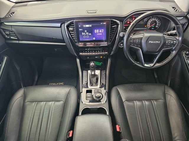 2021 Isuzu MU-X 3.0D Onyx Auto 4x4 Q2FyTGlzdGluZzozMjA1NDE R619900