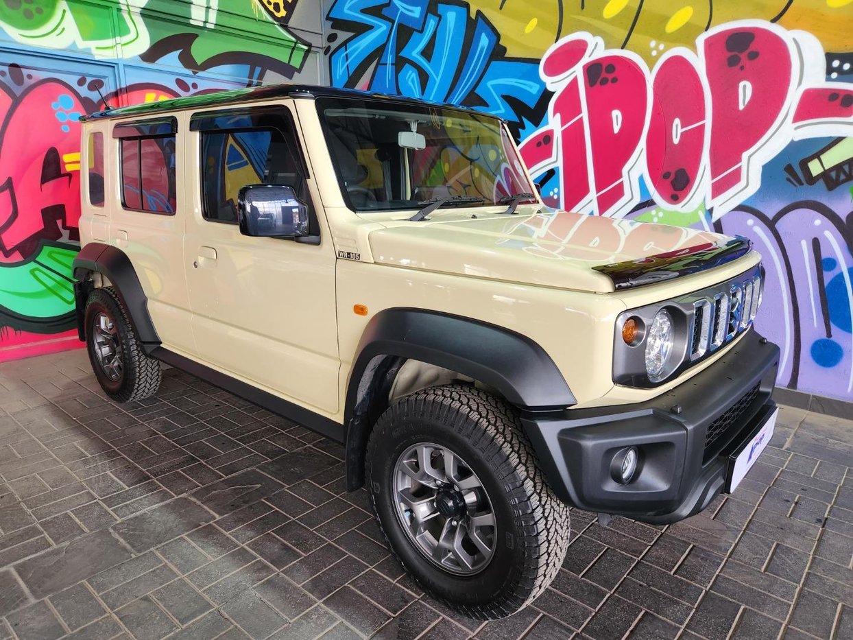 2024 Suzuki Jimny 1.5 GLX 5 Doors Q2FyTGlzdGluZzozMTY3MjA R399900