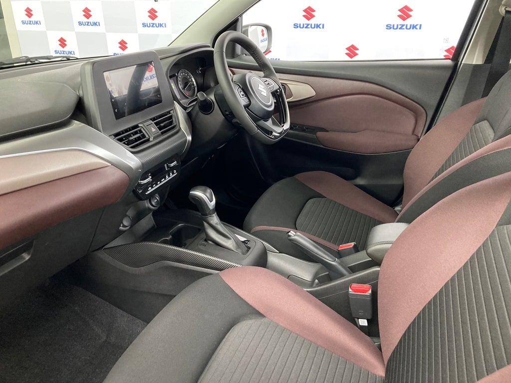 2024 Suzuki Fronx 1.5 GL Auto Q2FyTGlzdGluZzozMjAyNjE R317900