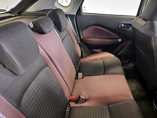 2024 Suzuki Fronx 1.5 GL Q2FyTGlzdGluZzozNDM0NDI R297899 | Avo Auto