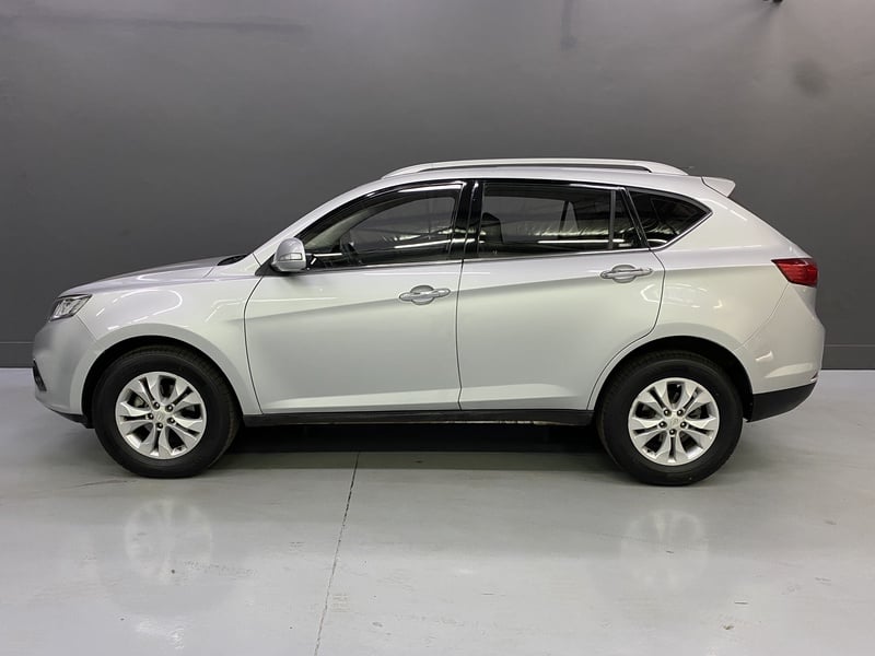 2020 JMC Landwind 2.0T Flagship Auto Q2FyTGlzdGluZzozNTA0NDQ