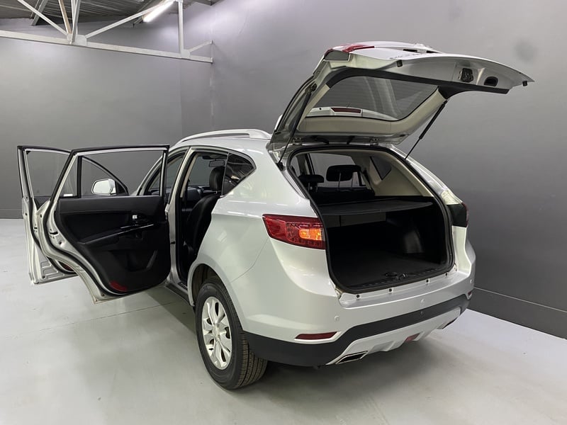 2020 JMC Landwind 2.0T Flagship Auto Q2FyTGlzdGluZzozNTA0NDQ
