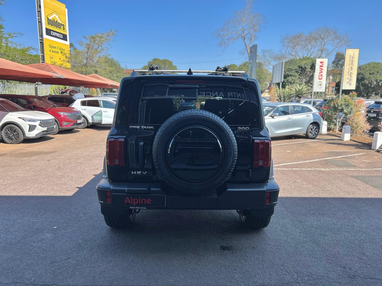 定価2.4万 新品 MOWALOLA FOREVER TANK XS ブラック 2026 New GWM TANK 300 Car for Sale • Eastvaal Motor City