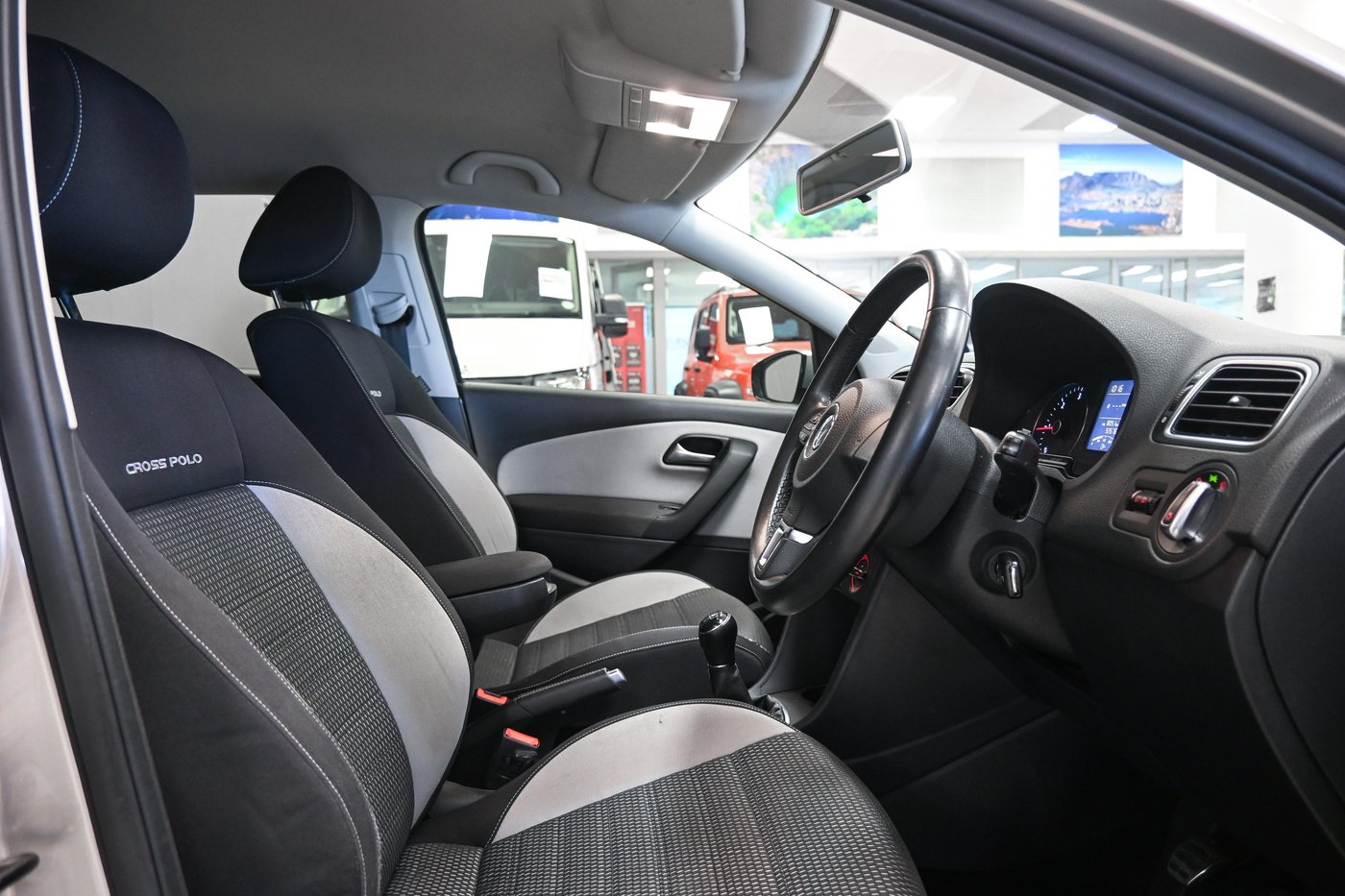 2014 Volkswagen VW Polo Cross TDi Q2FyTGlzdGluZzo1MTA5MDc