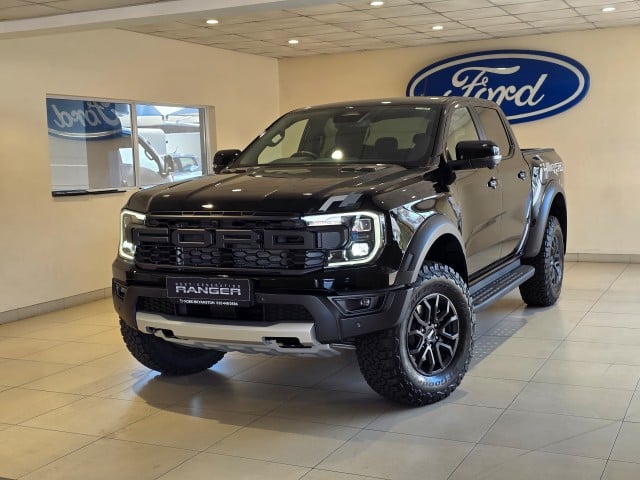 2025-AbsolteBlack-Ford-Next-