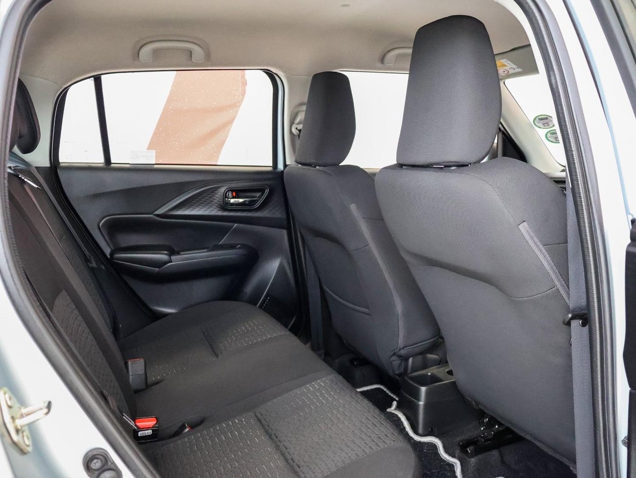 2025 Suzuki Swift 1.2 GL Q2FyTGlzdGluZzo1MTIxNjA R249990 | Avo Auto