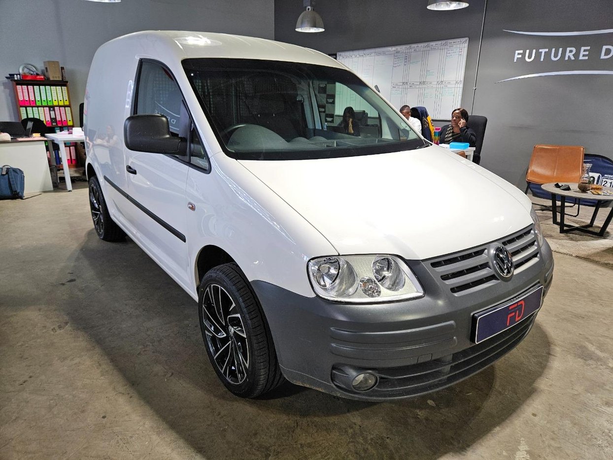 2010 Volkswagen VW Caddy TDi Panel Van Q2FyTGlzdGluZzo1MTg5MzA