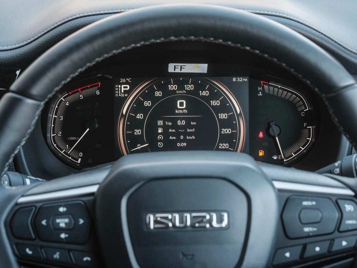 2026 Isuzu MU-X 3.0D LS Auto Q2FyTGlzdGluZzo1MzMxNTY R769900 | Avo