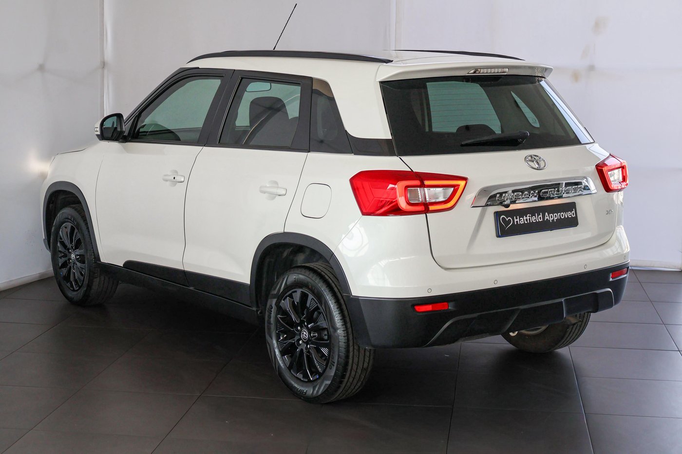 2022 Toyota Urban Cruiser 1.5 Xs Auto Q2FyTGlzdGluZzo1MzA1NjE
