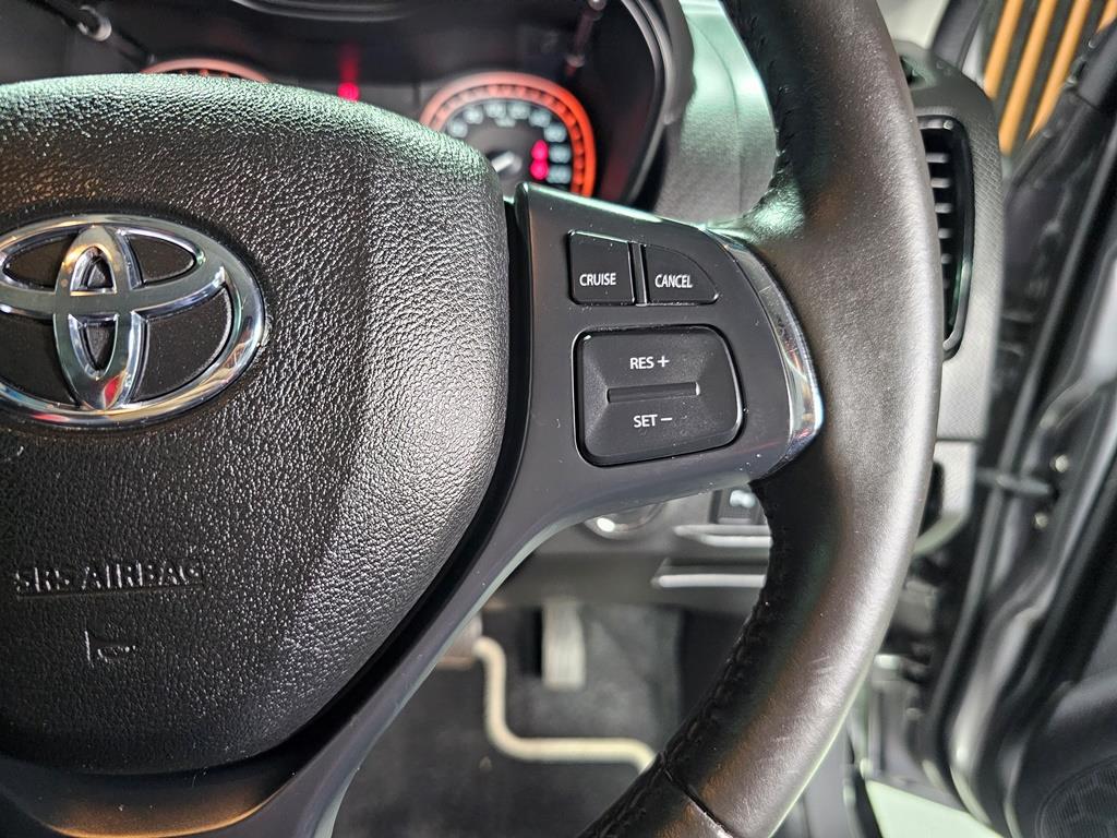 2022 Toyota Urban Cruiser 1.5 XR Q2FyTGlzdGluZzo1MjEzMzA R269900