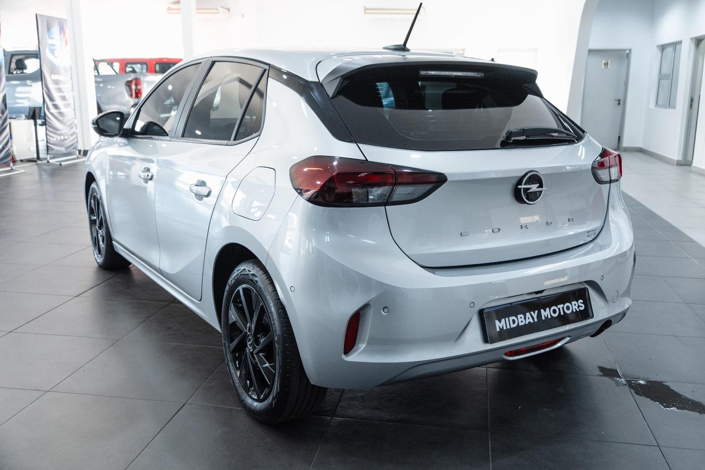 2024 Opel Corsa 1.2T Edition 74kW Q2FyTGlzdGluZzo1MjMzMjk R299000