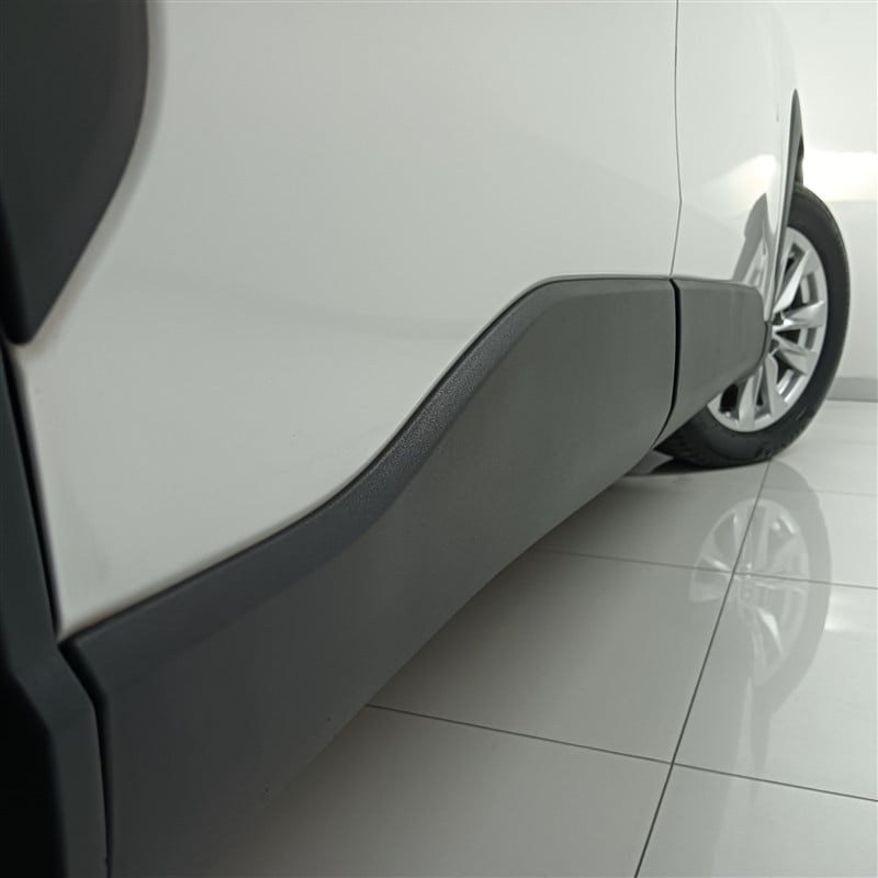 2024 Toyota Corolla Cross 1.8 XI Q2FyTGlzdGluZzo1MjUzNDM R329890
