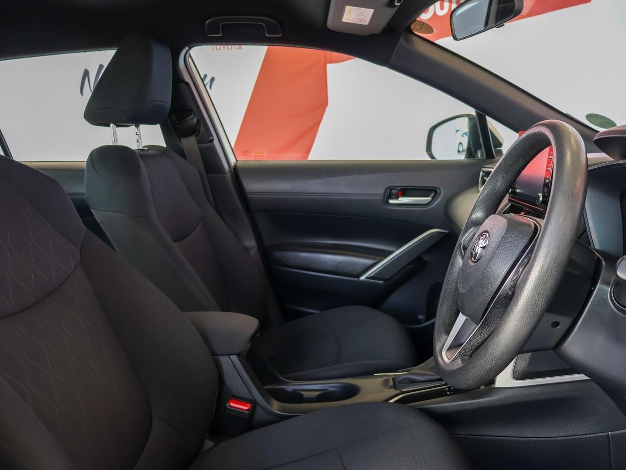 特別最終お値下げ中 ページ 2024 Toyota Corolla Cross 1.8 XI Q2FyTGlzdGluZzo1MjUzNDM R329890