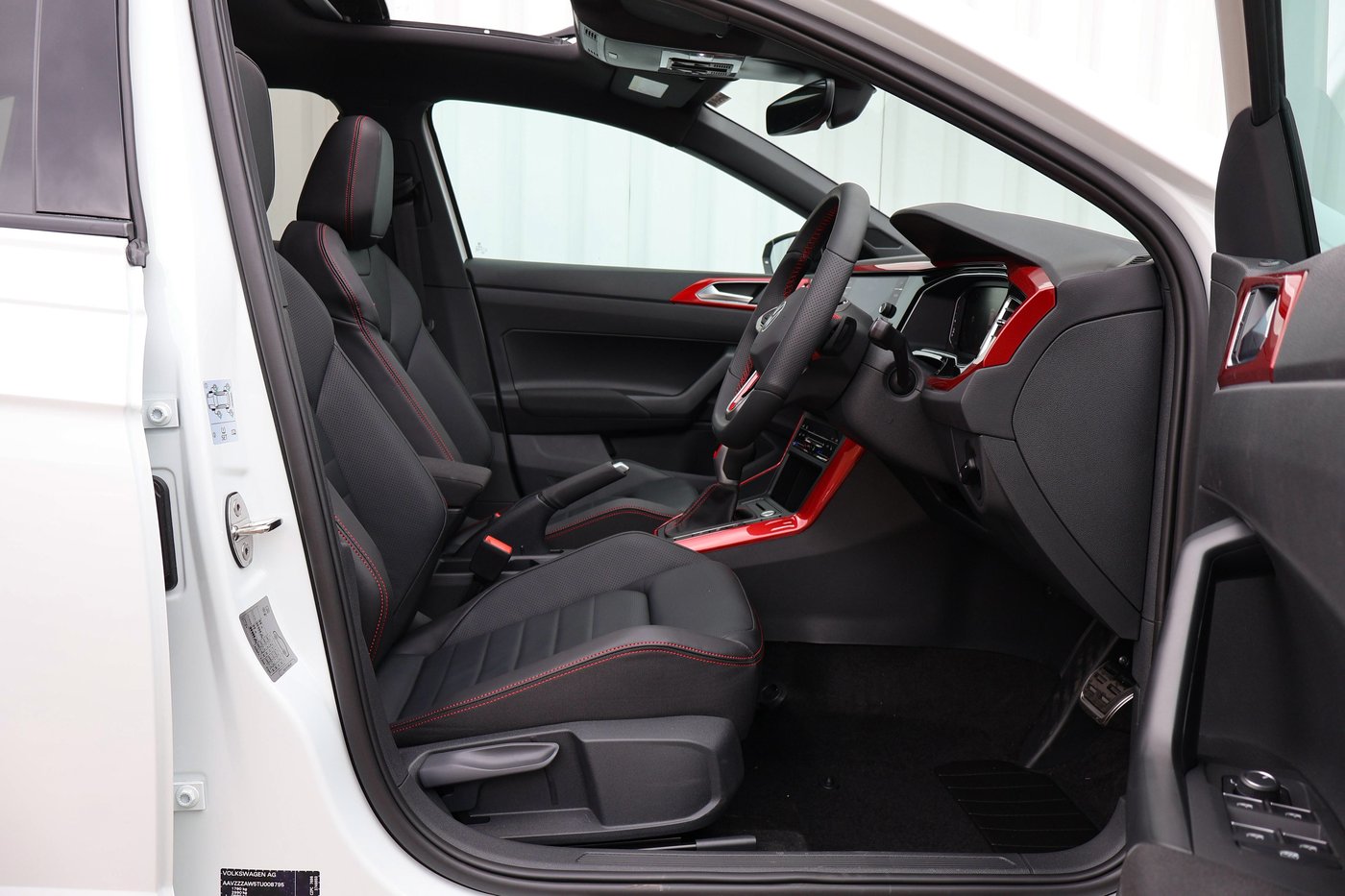 2025 Volkswagen VW Polo GTi DSG 147 kW Q2FyTGlzdGluZzo1Mzc3MDM