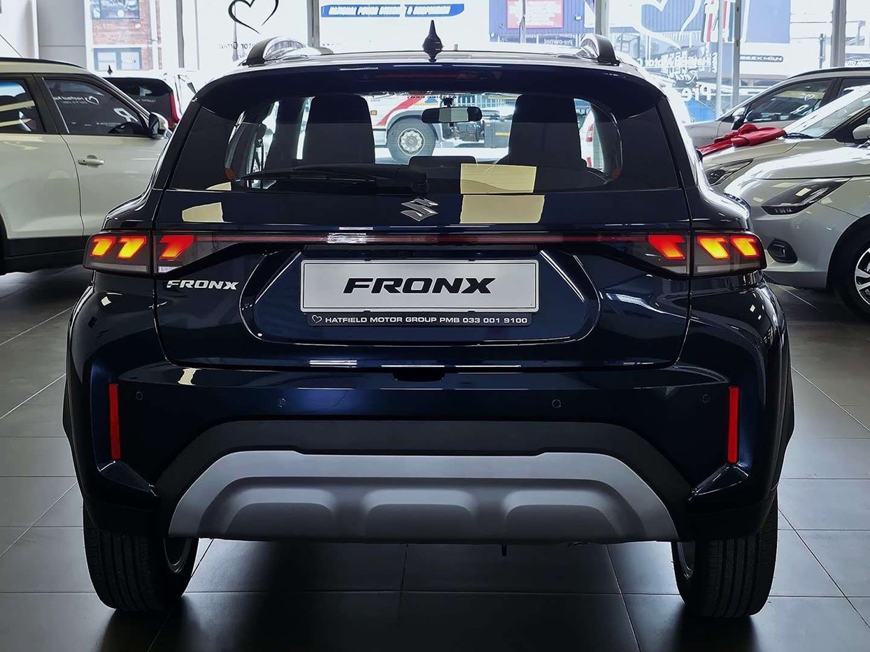 ちょこ 2025 Suzuki Fronx 1.5 GL Q2FyTGlzdGluZzo1MzQ5NzU R298900 | Avo Auto