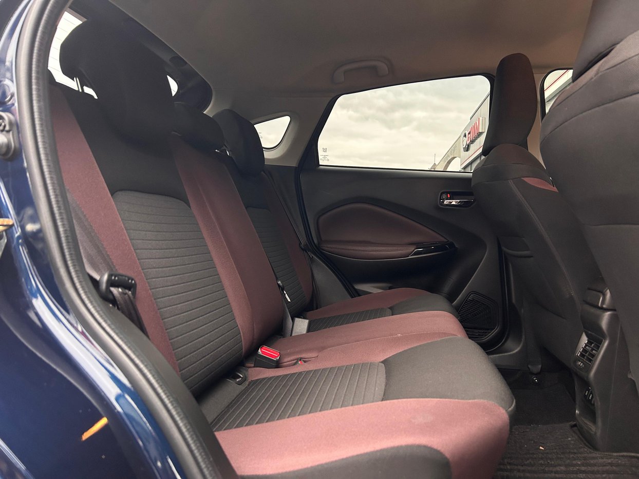 2024 Suzuki Fronx 1.5 GLX Auto Q2FyTGlzdGluZzo1MzI1MTI R309990