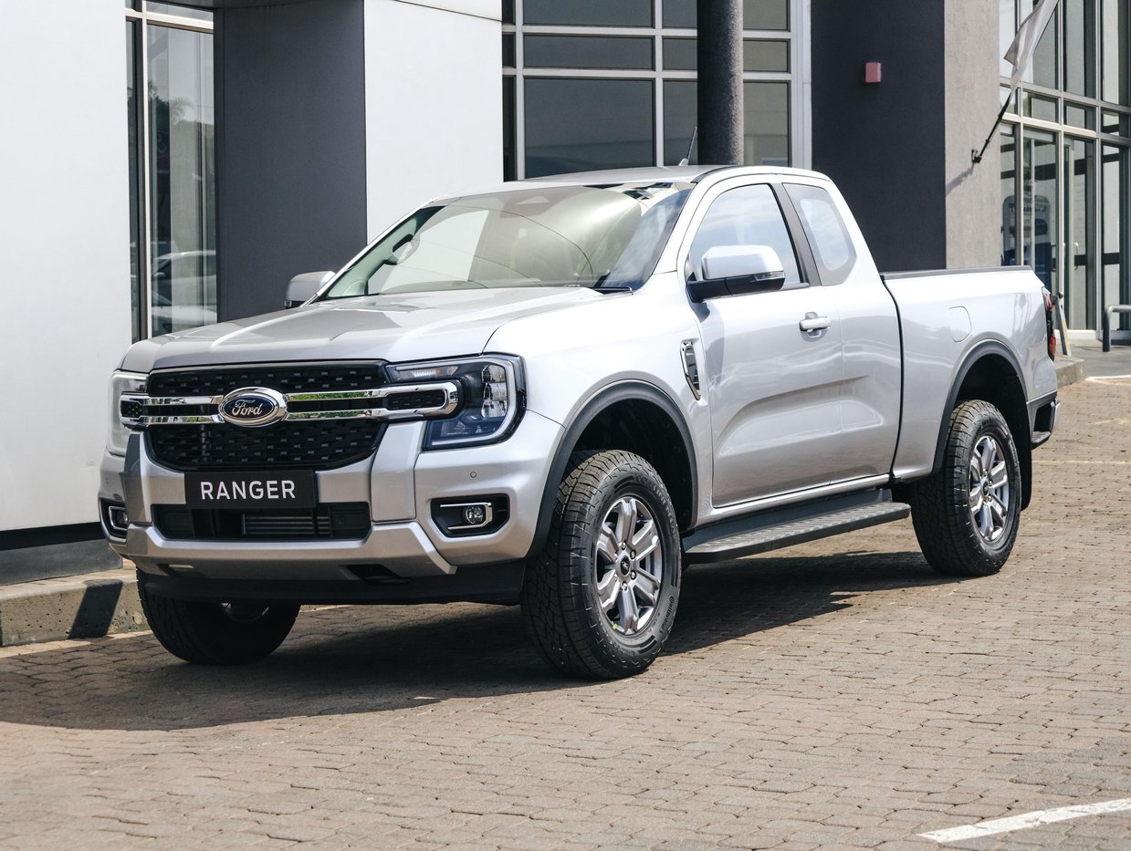 2025 Ford Ranger 2.0D XLT HR Super Cab Auto Q2FyTGlzdGluZzo1Mzg5MjM ...