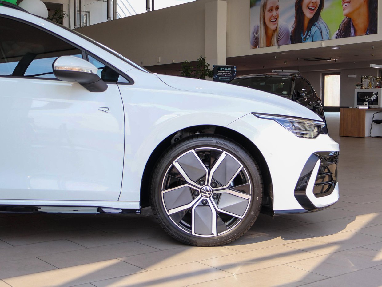 2025 Volkswagen VW Golf 8 1.4 TSi R-Line Tiptronic 110kW