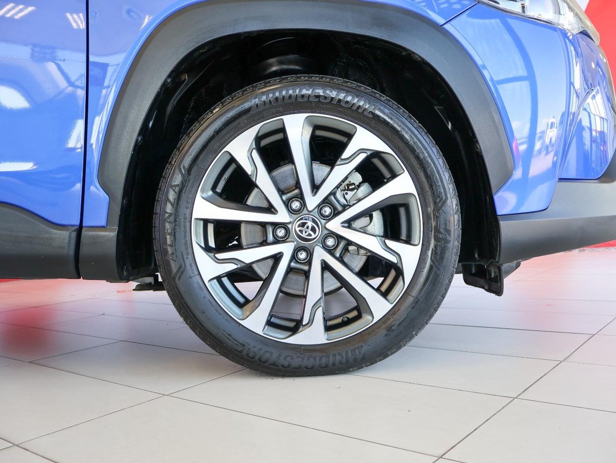 2024 Toyota Corolla Cross 1.8 XR Hybrid Q2FyTGlzdGluZzo1MzgwNDE