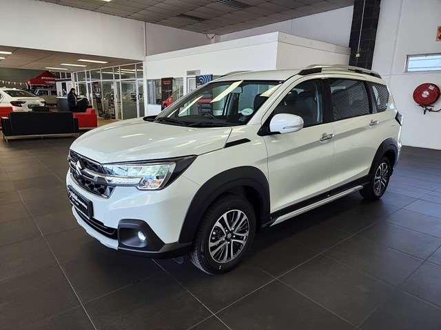 2025 Suzuki XL6 1.5 GL Auto Q2FyTGlzdGluZzo1NDE1NzQ R339800 | Avo Auto
