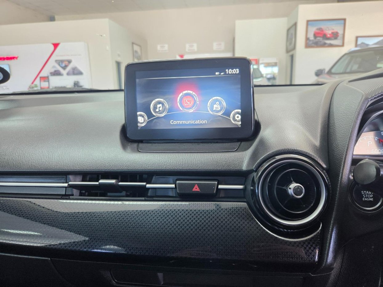 2017 Mazda 2 1.5 Mark III Dynamic Hatch Back 5 Door Auto