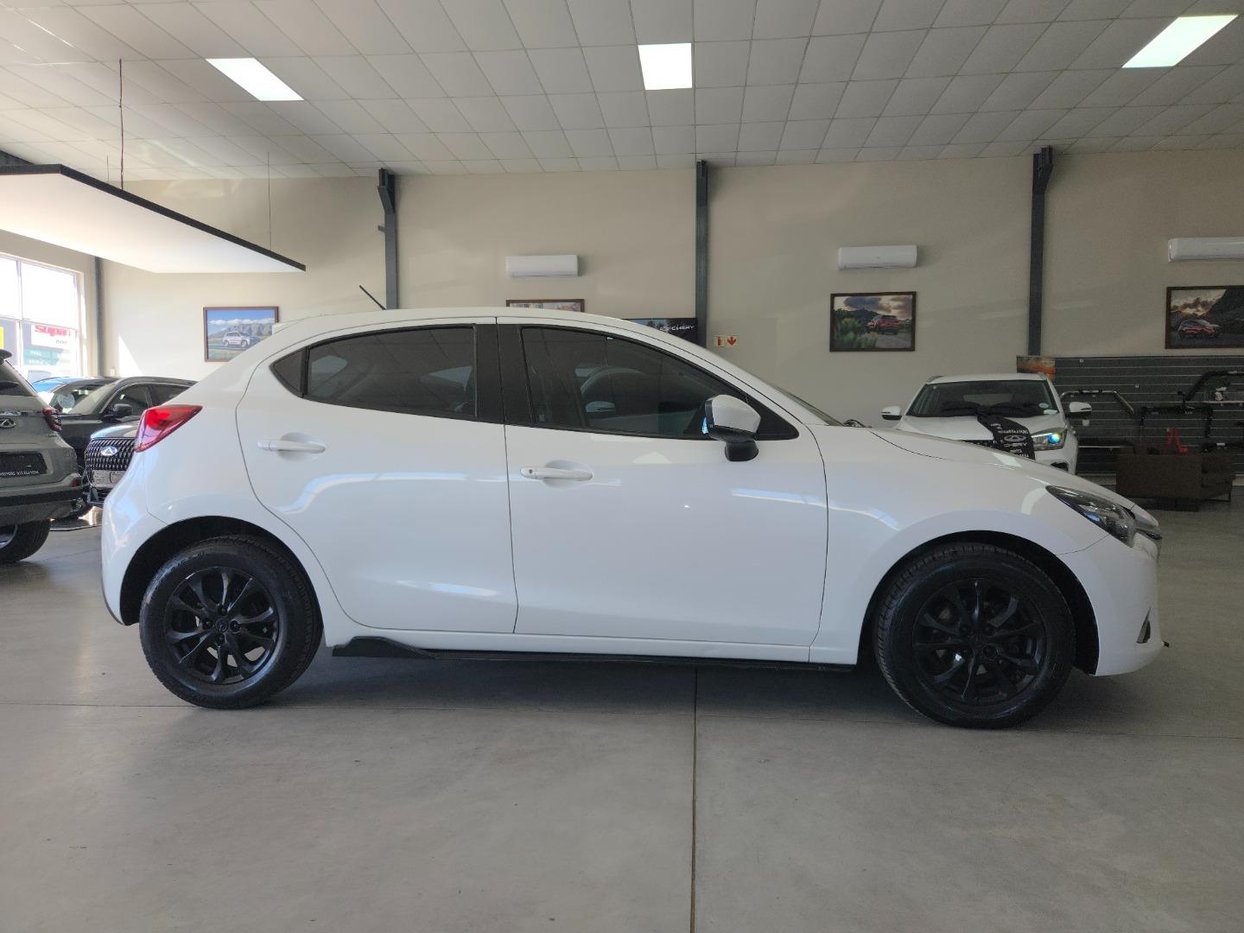2017 Mazda 2 1.5 Mark III Dynamic Hatch Back 5 Door Auto