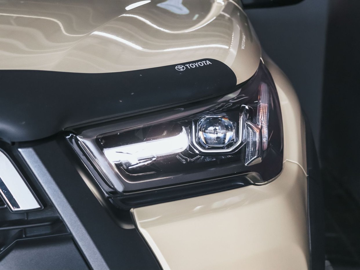 2024 Toyota Hilux 2.8 GD- 6 RB Legend Extra Cab Auto