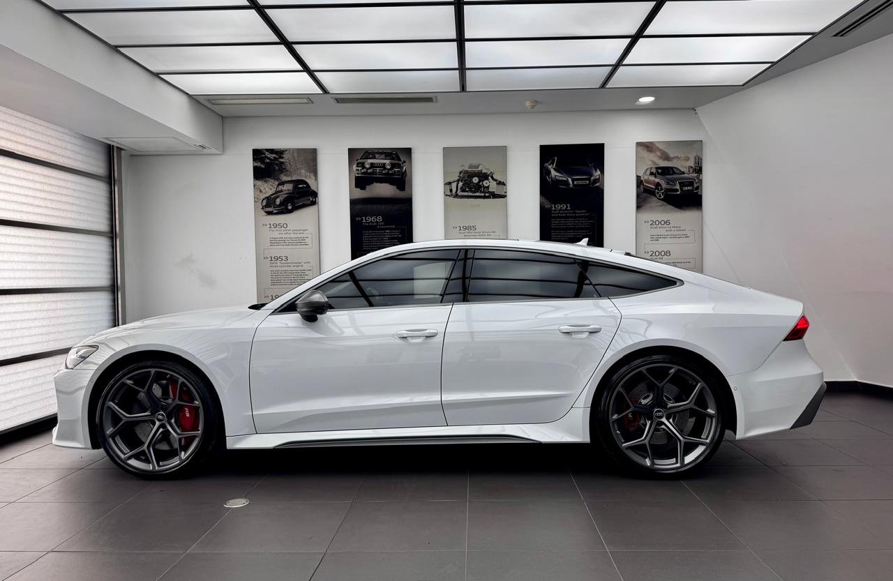 2026 Audi RS7 Sportback 4.0 T FSi Performance