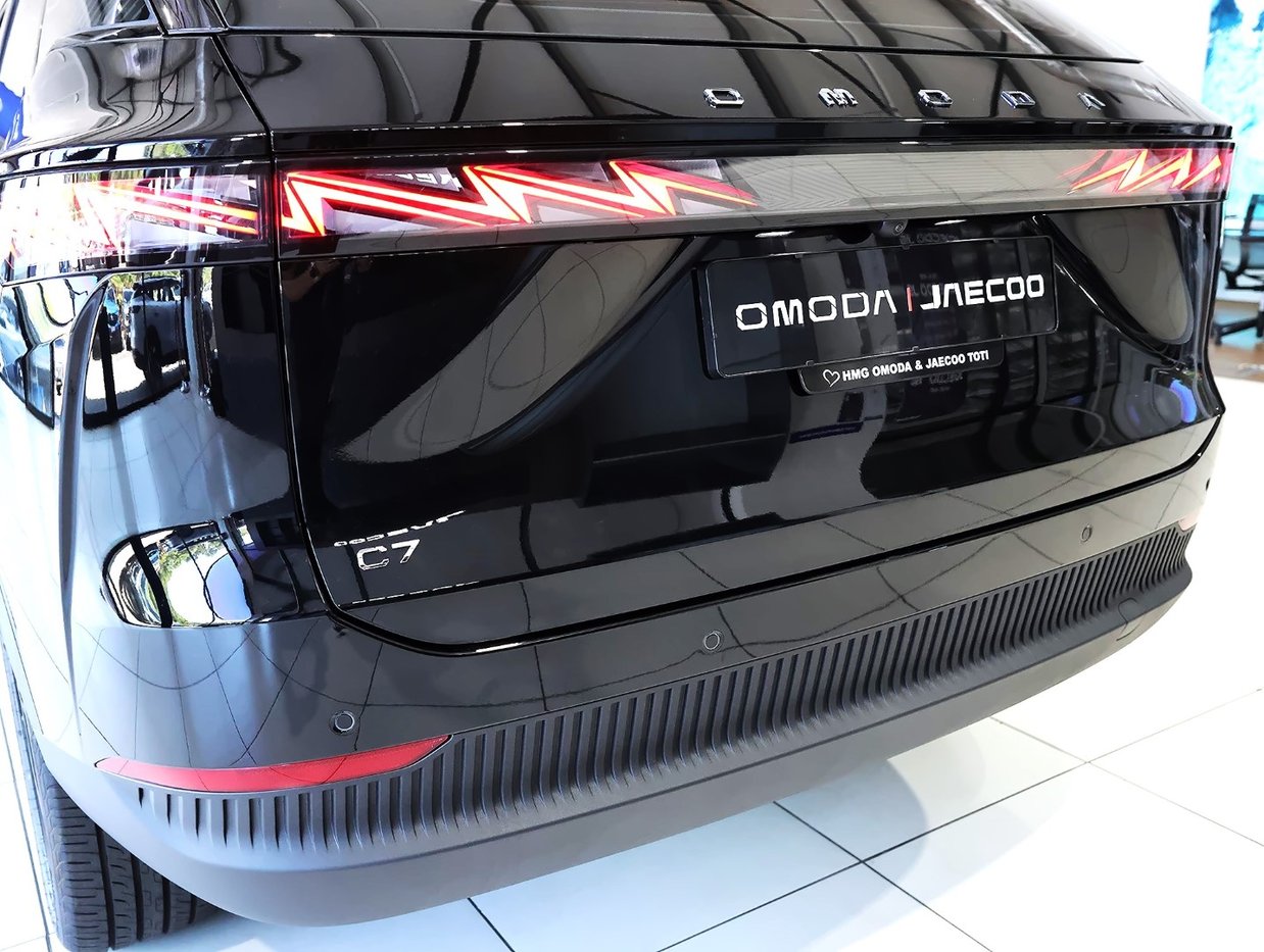 2025 Omoda C7 1.6T Luxury Q2FyTGlzdGluZzo1Njc4Nzc R539900 | Avo Auto