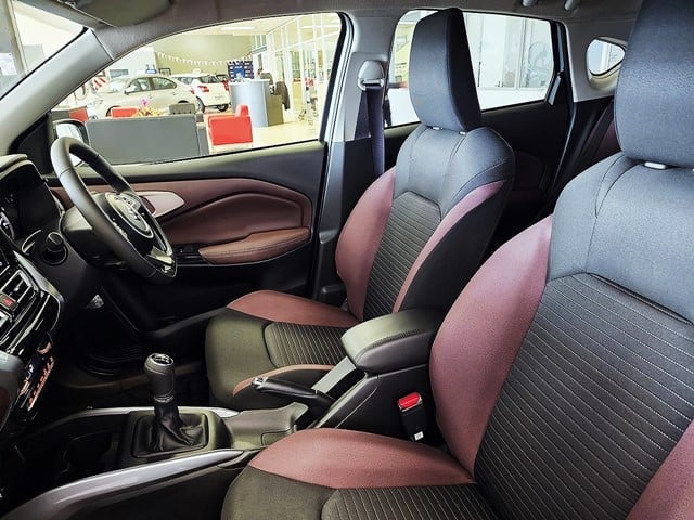 2026 Suzuki Fronx 1.5 GLX Q2FyTGlzdGluZzo1NjU1Mjc R315400 | Avo Auto