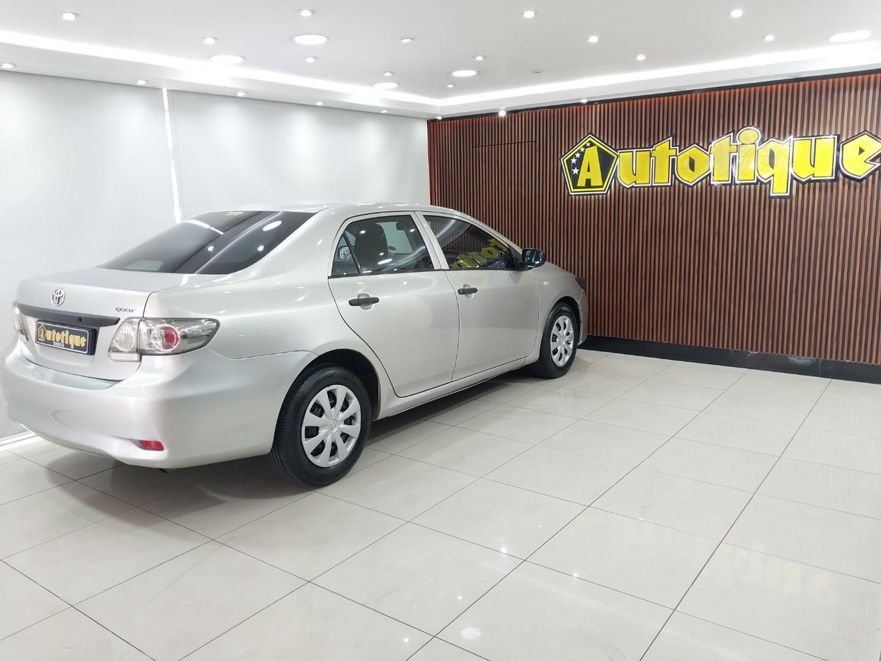 2015 Toyota Corolla 1.6 Quest Auto Q2FyTGlzdGluZzo1NjU0MTQ R139880
