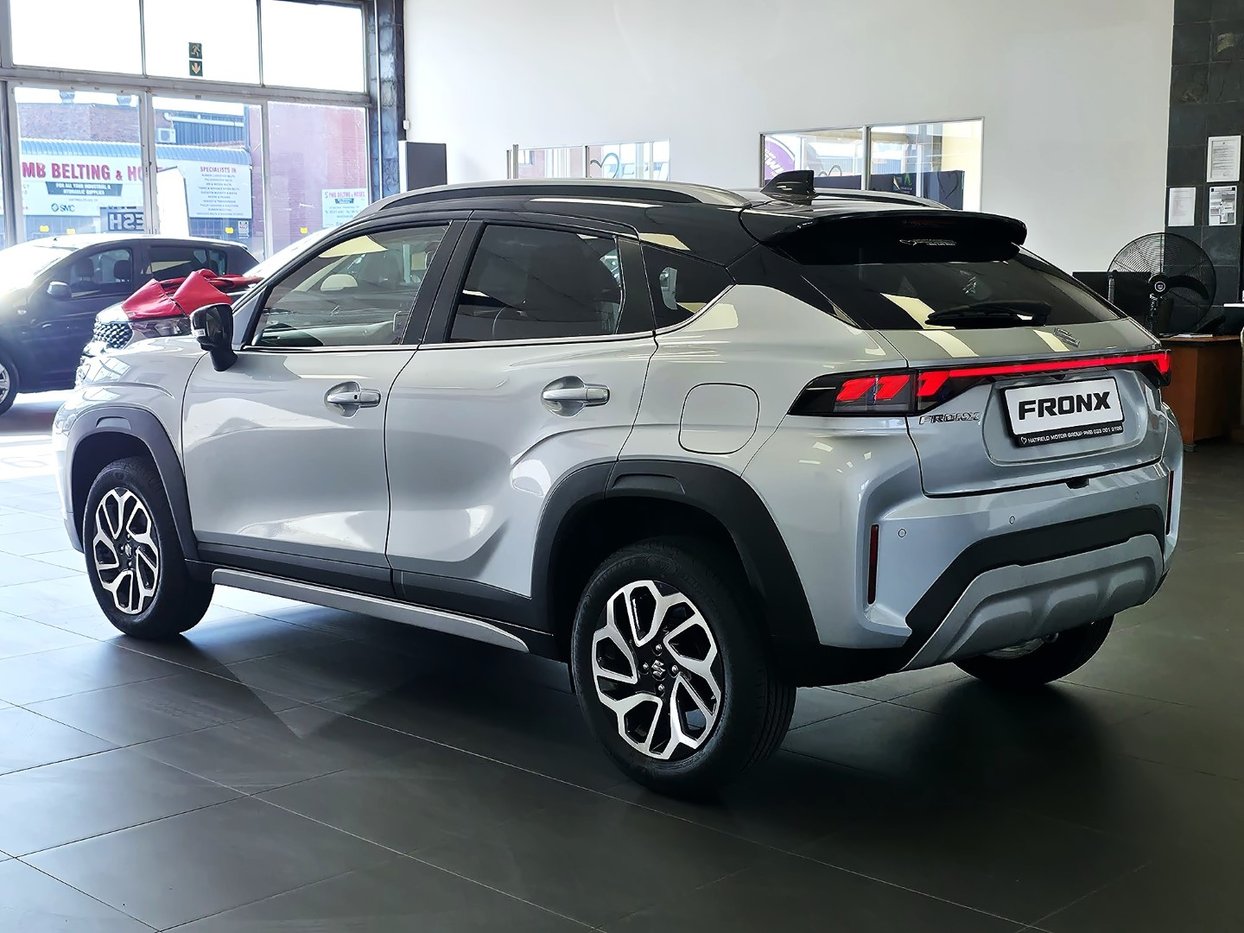 2026 Suzuki Fronx 1.5 GLX Auto Q2FyTGlzdGluZzo1Njg5MzM R368900