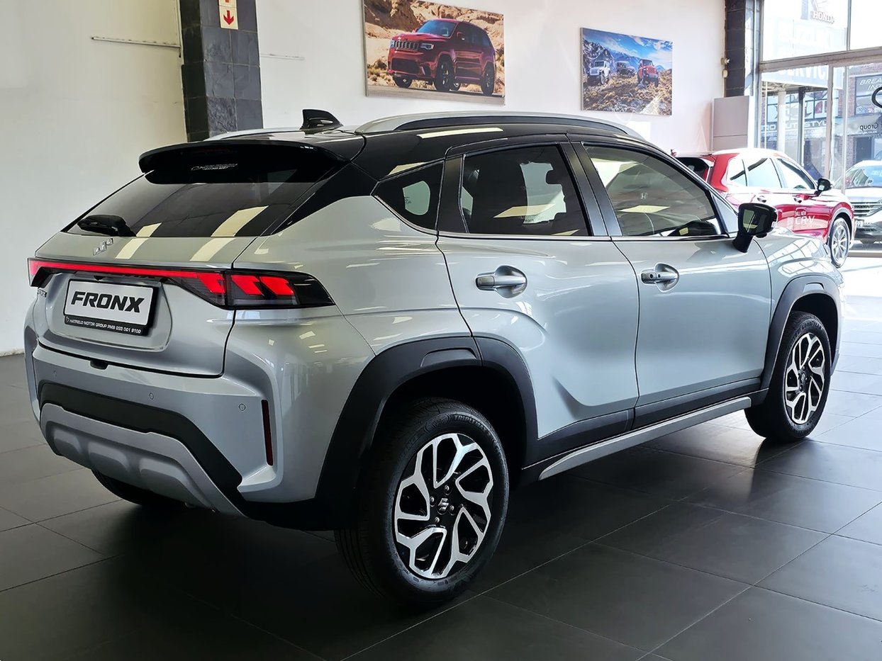 2026 Suzuki Fronx 1.5 GLX Auto Q2FyTGlzdGluZzo1Njg5MzM R368900