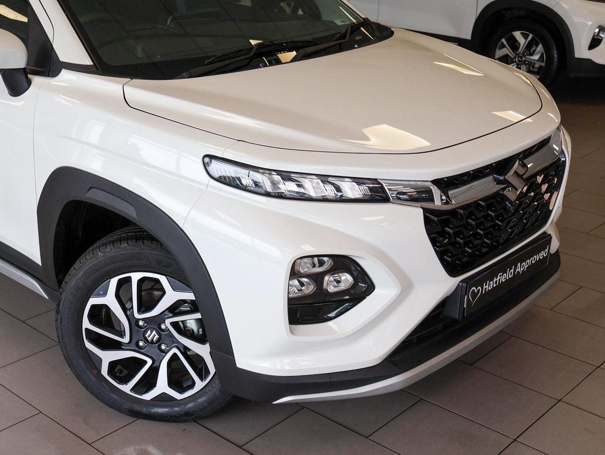 2026 Suzuki Fronx 1.5 GLX Auto Q2FyTGlzdGluZzo1NzM0NTY R349900