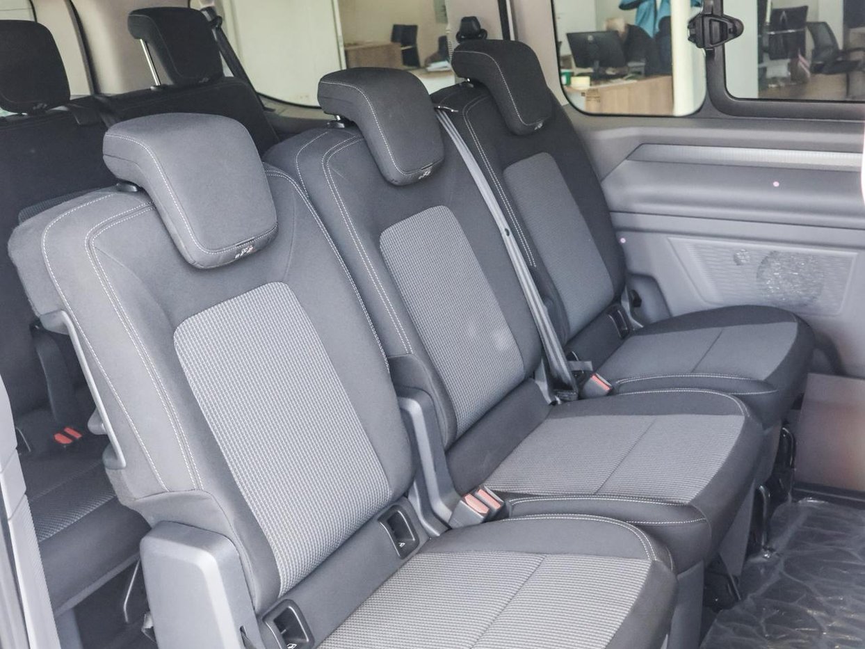 Basic Avo 2026 Volkswagen VW Transporter Kombi 2.0 TDi Basic Auto 125kW ...