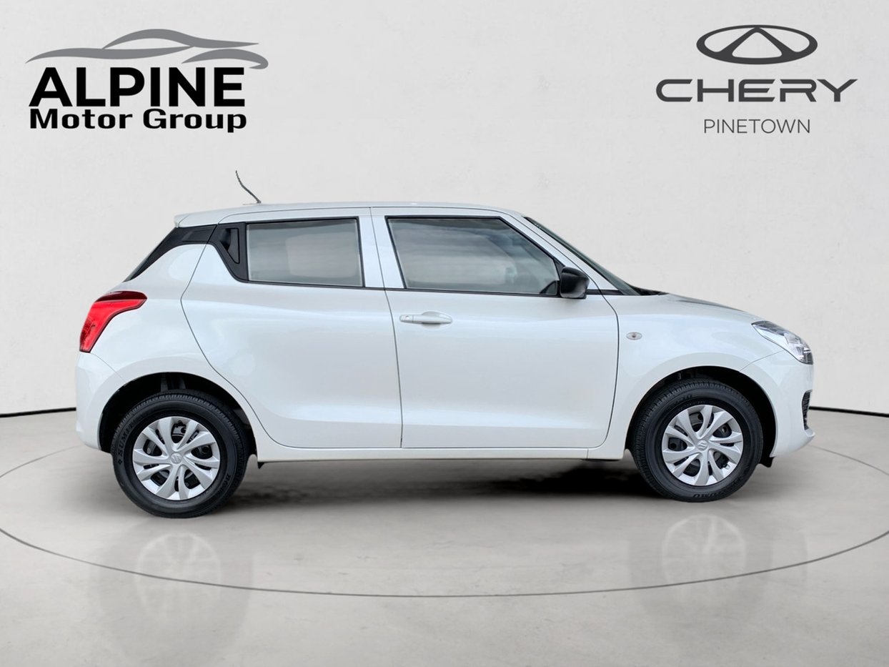 Swift 24 Model 2024 Suzuki Swift 1.2 GA Hatch Q2FyTGlzdGluZzo1NzE5MDE R174900 | Avo Auto