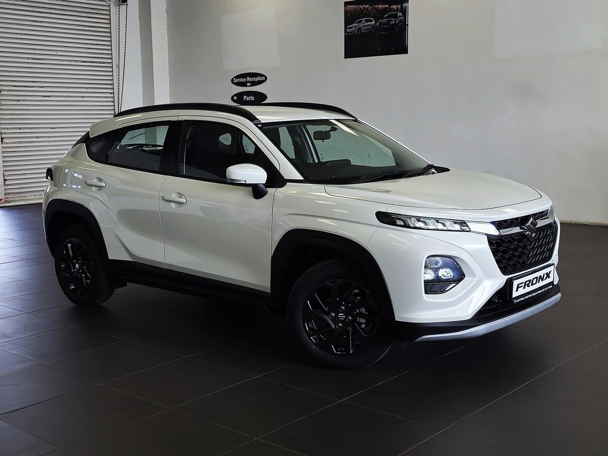 2025-ArcticWhitePearlMetallic-