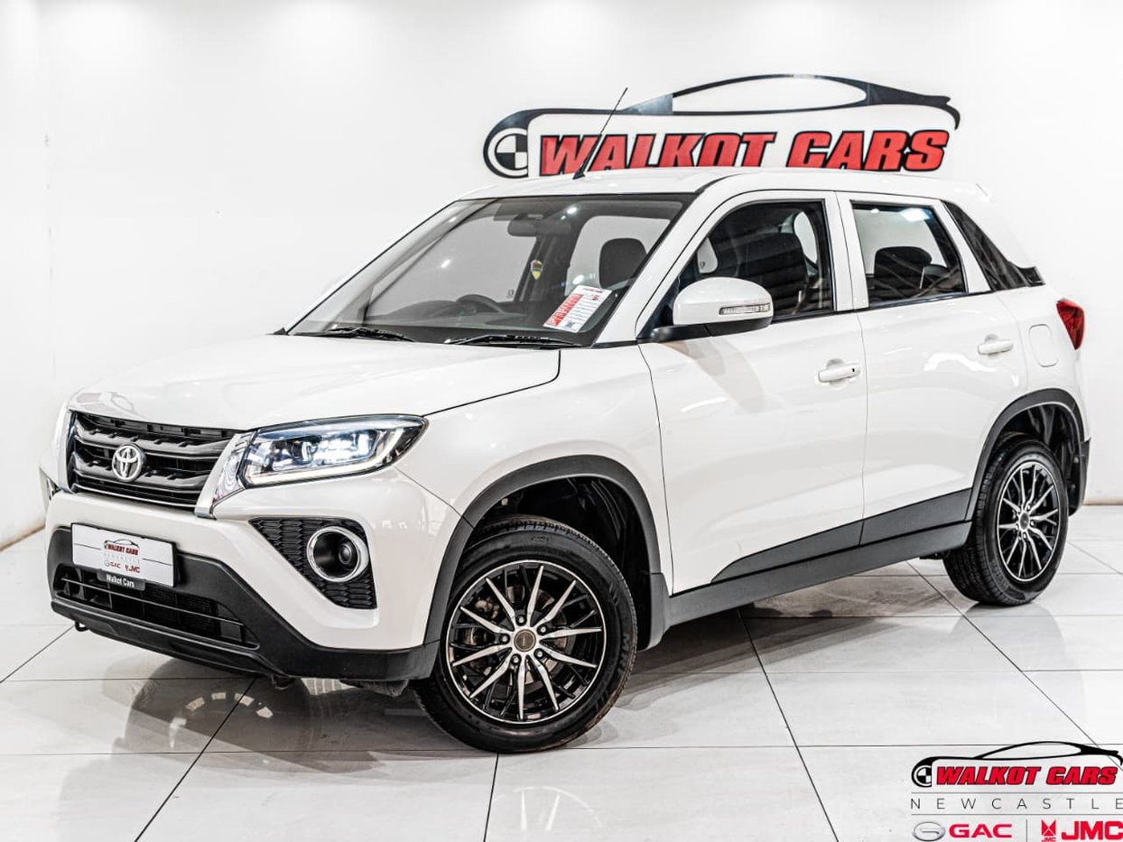 ユーノ 2021 Toyota Urban Cruiser 1.5 Xi Q2FyTGlzdGluZzo1NzI3Nzg R239900