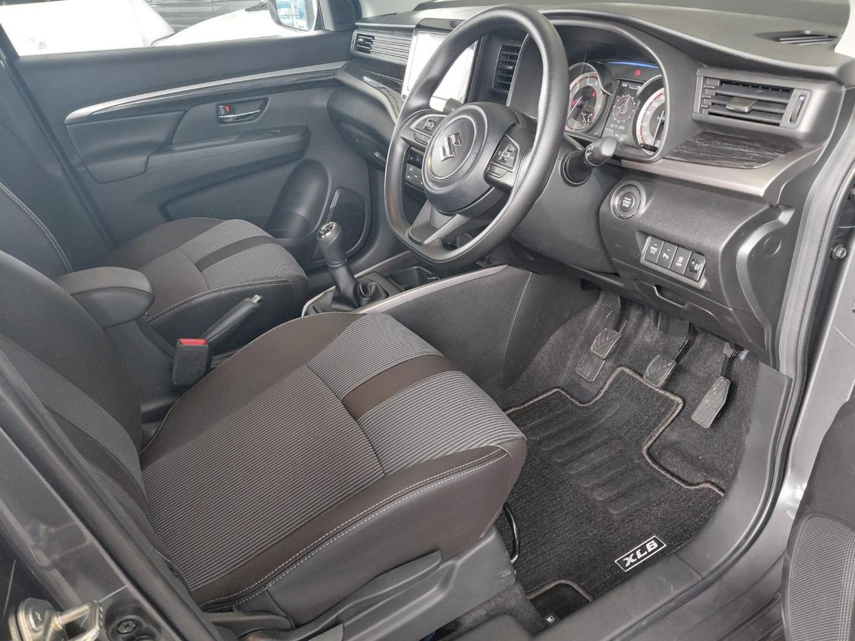 2026 Suzuki XL6 1.5 GL Q2FyTGlzdGluZzo1NzI5NTU R334900 | Avo Auto