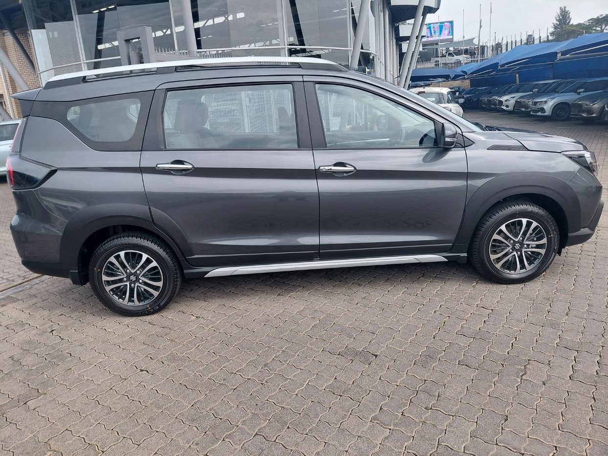 2026 Suzuki XL6 1.5 GL Q2FyTGlzdGluZzo1NzI5NTU R334900 | Avo Auto